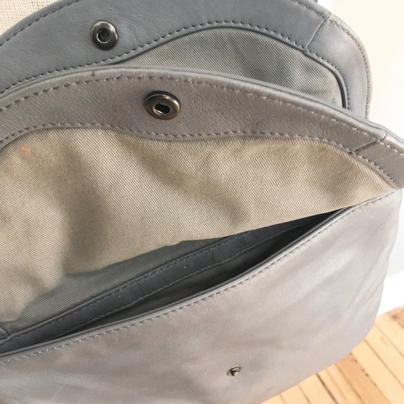 EILEEN FISHER Vintage Leather Gray Crossbody Bag - Picture 5 of 11